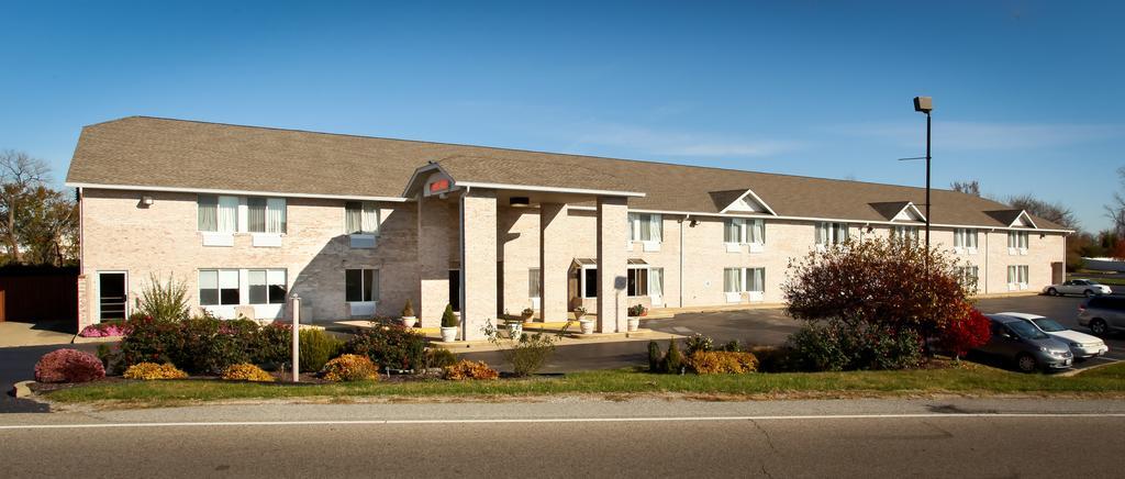Econo Lodge Inn & Suites Fairview Heights Near I-64 St Louis Exterior photo